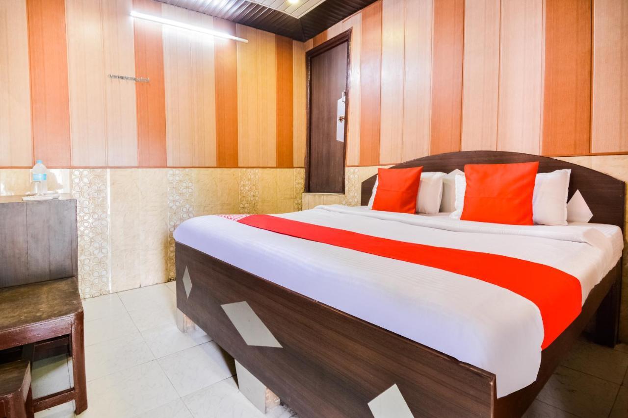 Oyo 46152 Hotel Neelam Karnāl Eksteriør bilde