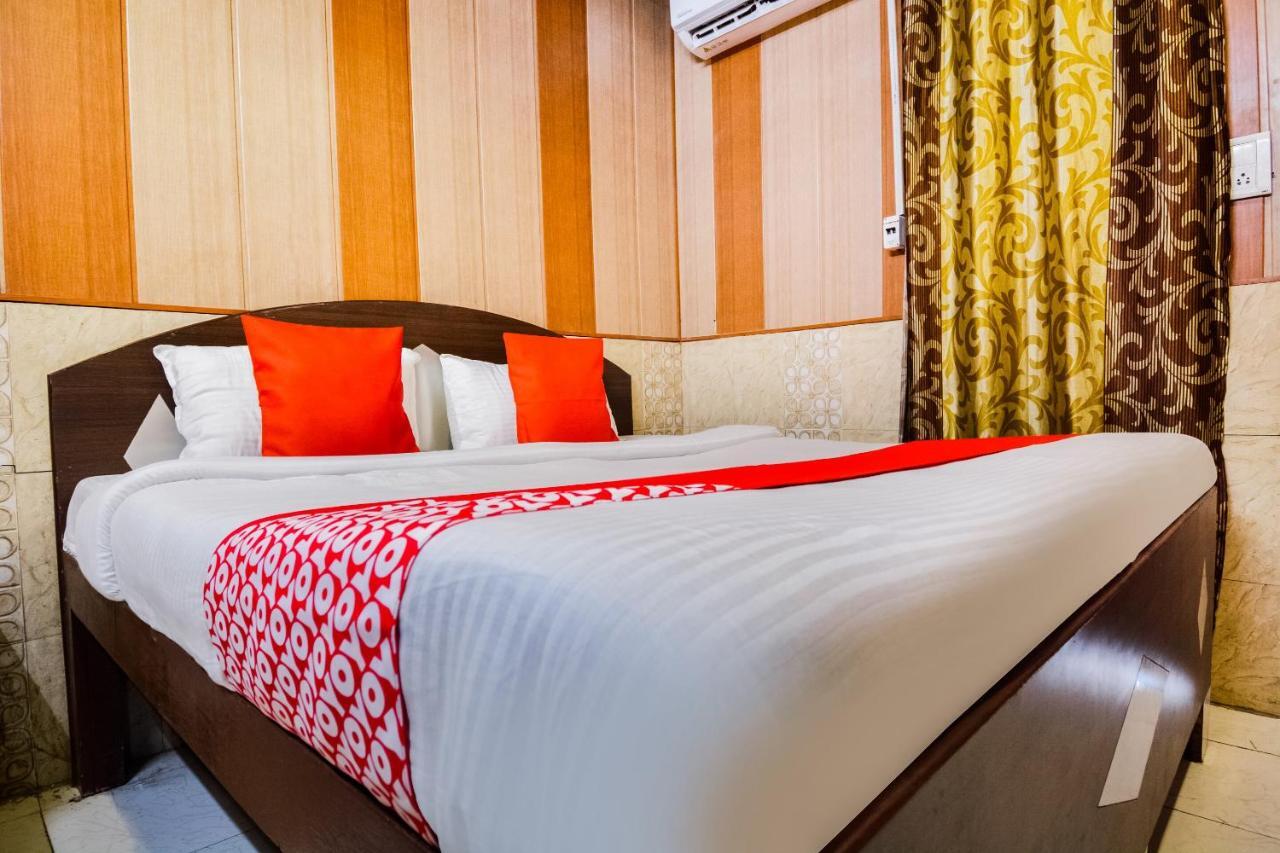 Oyo 46152 Hotel Neelam Karnāl Eksteriør bilde